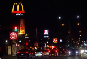 どうして夜中に特に欲しくなるの？