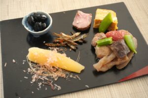 重箱は使わず普段の器に盛り付ける