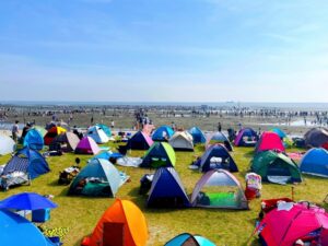 潮干狩り 基地 ポップアップテント