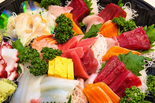 お刺身の消費期限切れ、翌日でも食べられる？